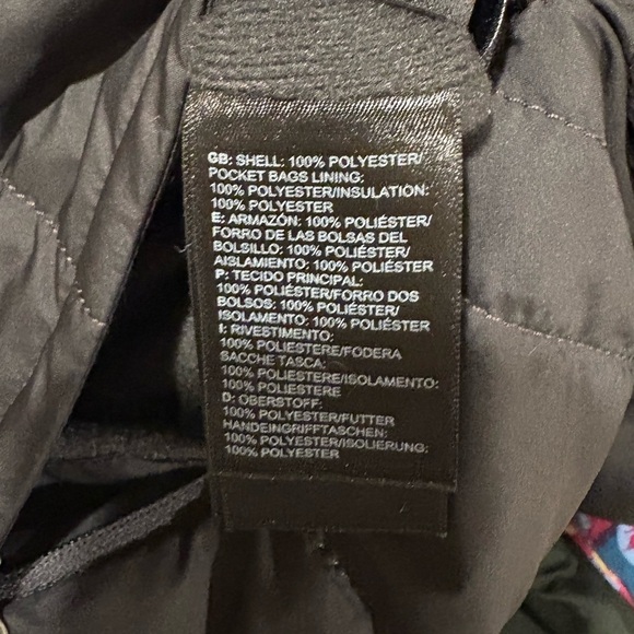 The North Face Women's Reversible Mossbud Swirl Jacket l Size: Medium - Picture 15 of 16